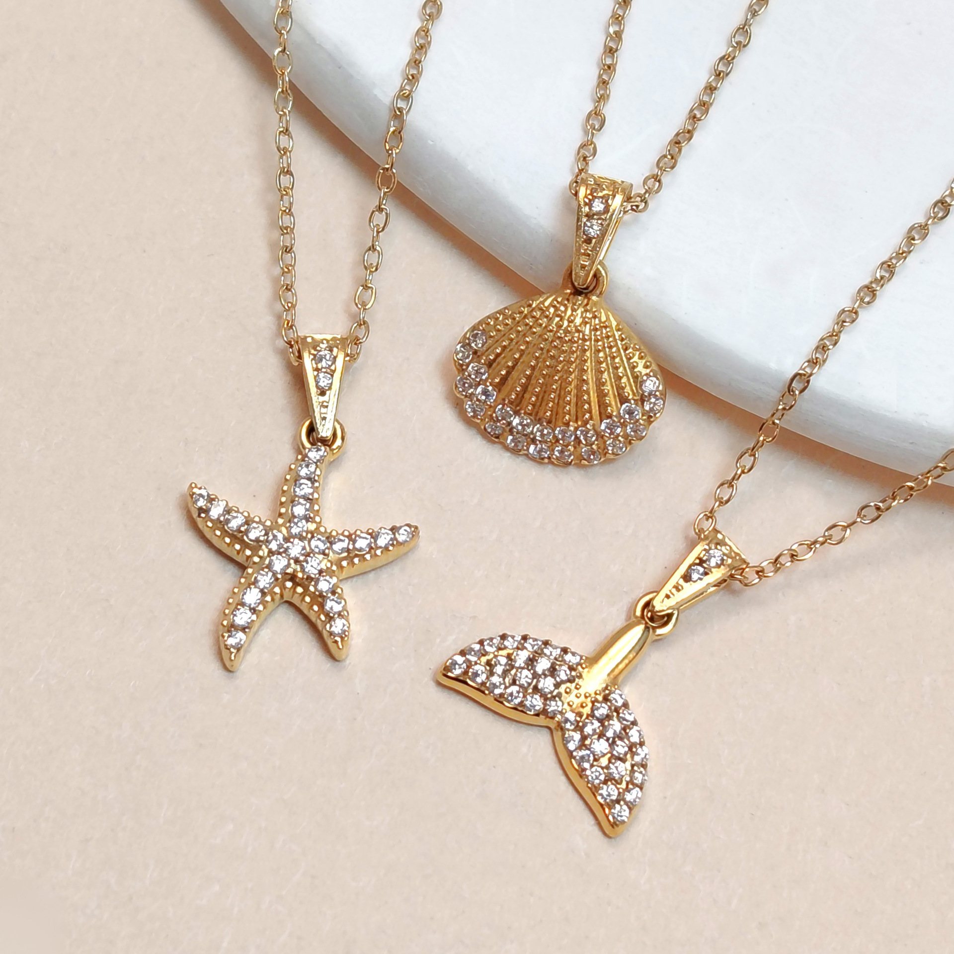 Stainless Steel Marine Life Zirconia Collar Necklace: Fashionable Vacation Style - 图片 6