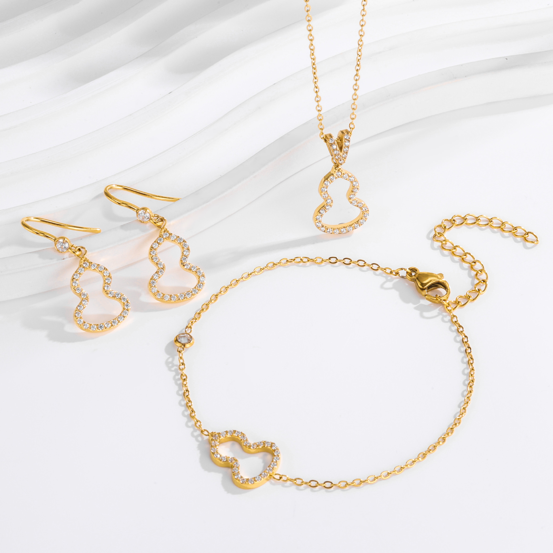 Stainless steel popular gourd pendant bracelet for women, versatile zirconia embedded necklace accessory set