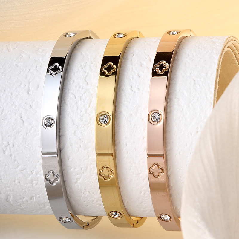 Stainless Steel Six-Diamond, Four-Flower Clasp 5th Generation Bracelet-CS14 - Image 3