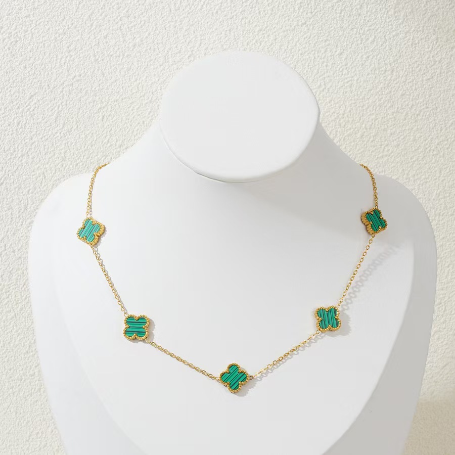 18K Gold-Plated Stainless Steel Four-Leaf Clover Acrylic Shell Necklace - Image 3